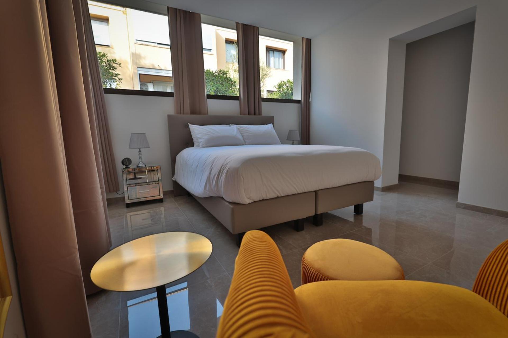 Double Room with Garden View,1677596041:JPEG